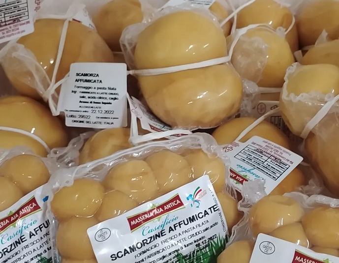 Scamorza, scamorzone, scamorzine, ciambella, silani, schiacciate